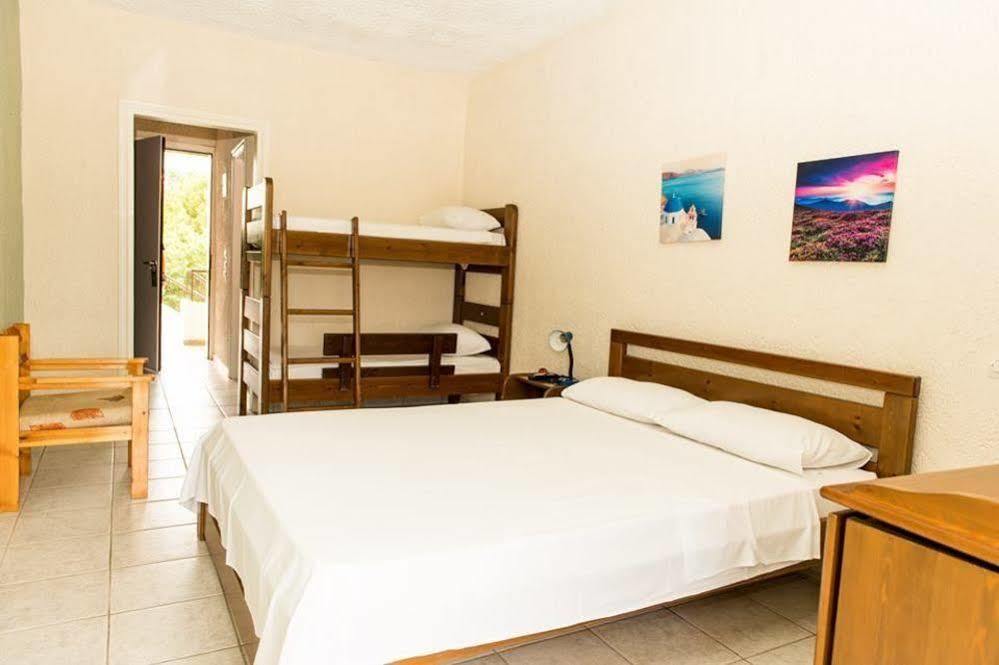 Hotel Vergina Lagonisi Eksteriør billede