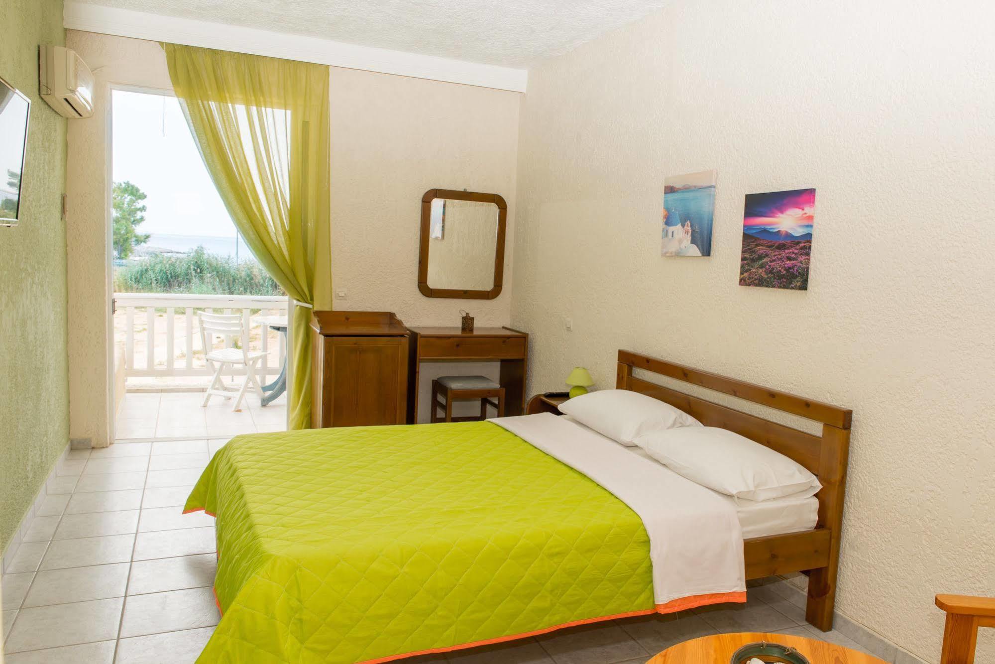 Hotel Vergina Lagonisi Eksteriør billede